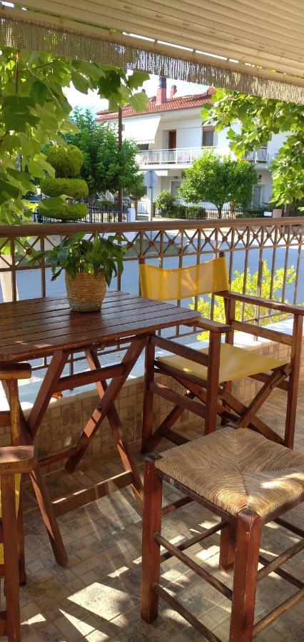 Xenia Palace Luxury Apartments Vrasná Buitenkant foto