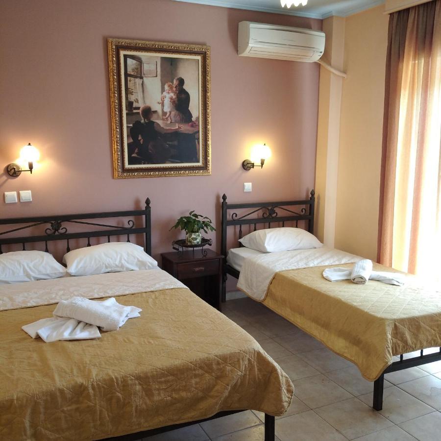 Xenia Palace Luxury Apartments Vrasná Buitenkant foto
