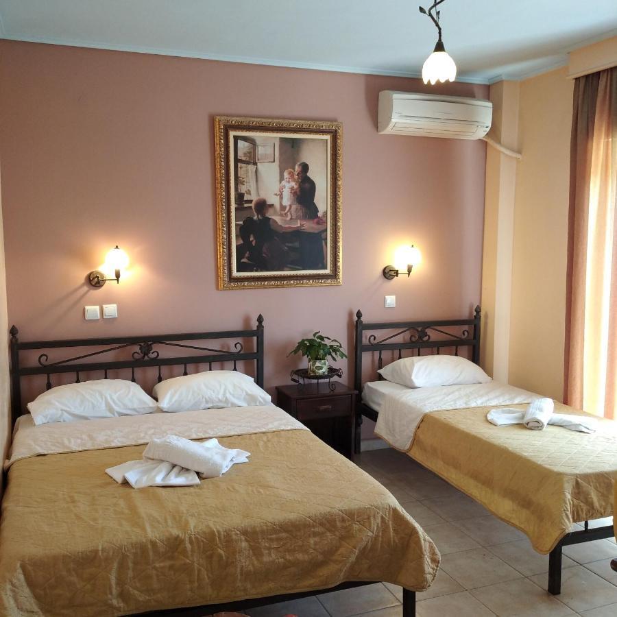 Xenia Palace Luxury Apartments Vrasná Buitenkant foto
