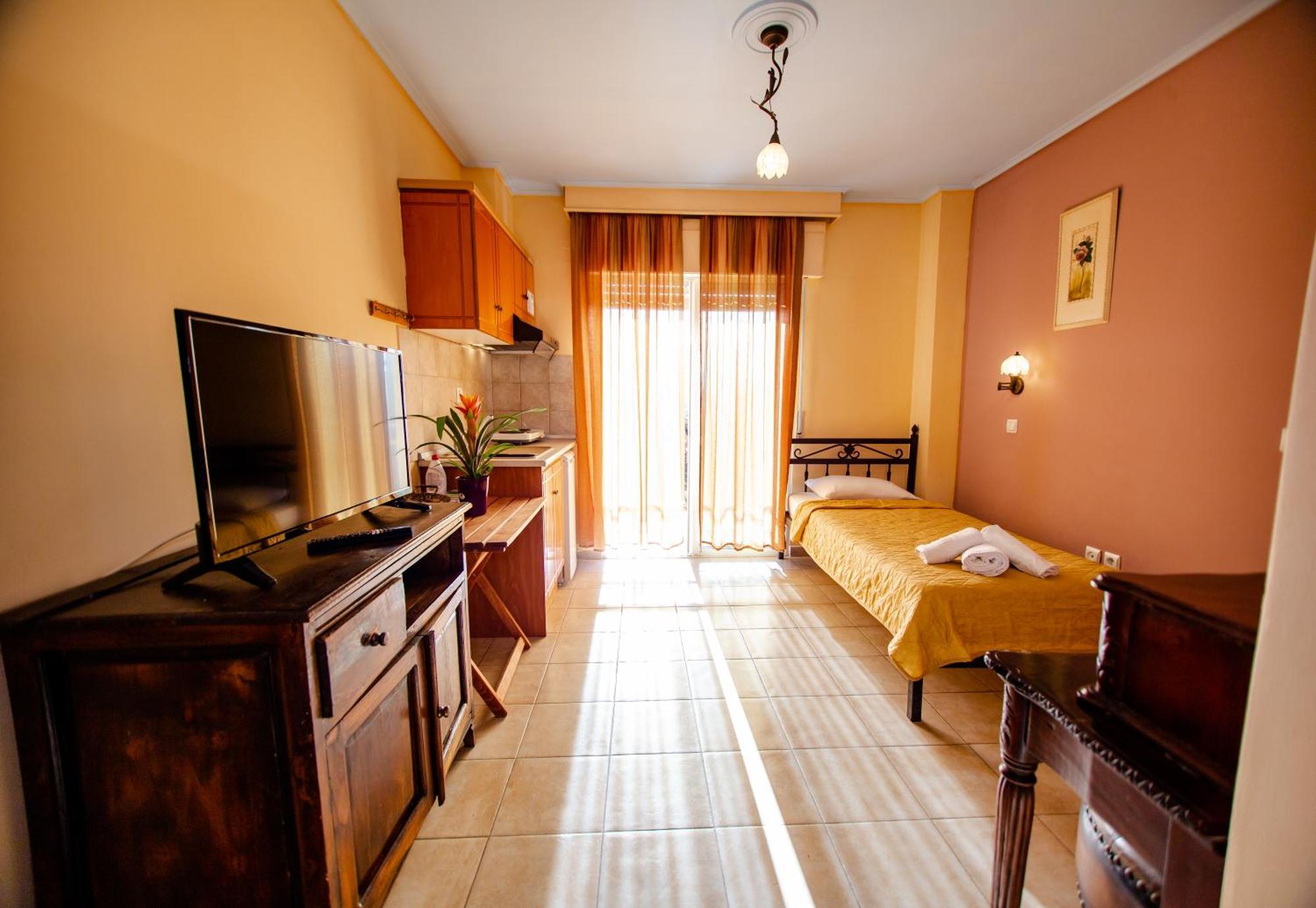 Xenia Palace Luxury Apartments Vrasná Buitenkant foto